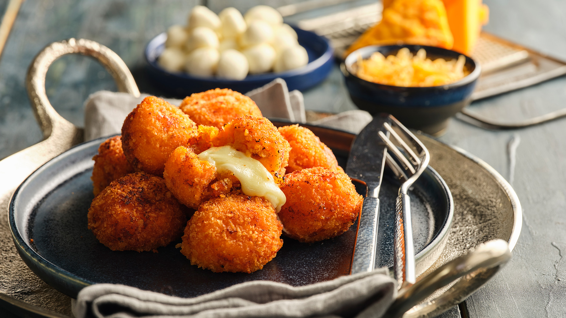 POTATO CHEESE BALLS